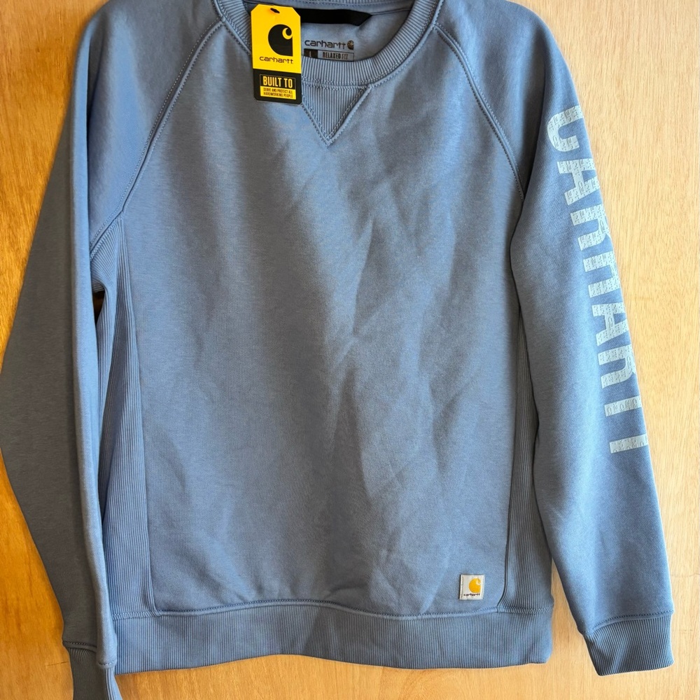 Carhartt Crewneck Sweatshirt NWT Blue Relaxed Fit women’s L (12-14)